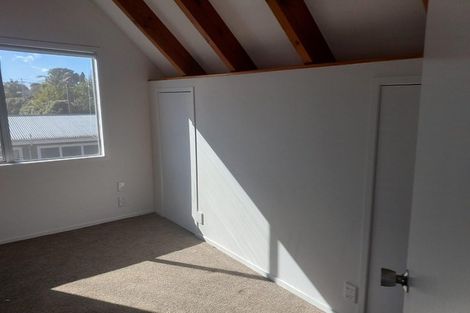Photo of property in 3 Shepherds Road, Papakura, 2110