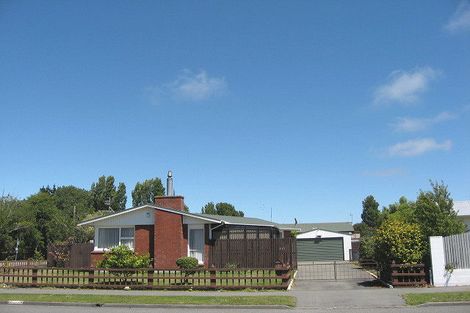 Photo of property in 1 Donnington Street, Parklands, Christchurch, 8083