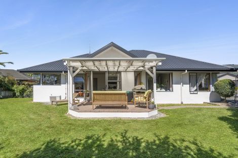 Photo of property in 15 Albizia Place, Richmond, 7020