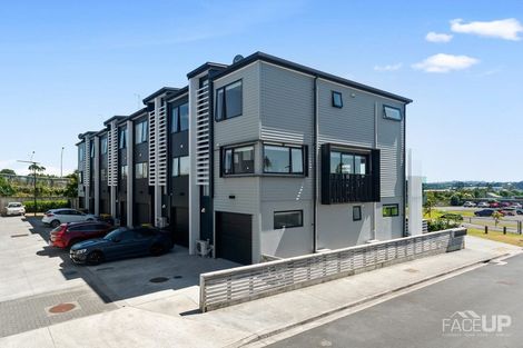 Photo of property in 32 Memorial Park Lane, Hobsonville, Auckland, 0618