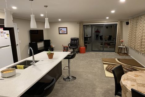 Photo of property in 14 Ivy Lane, Kelvin Grove, Palmerston North, 4414