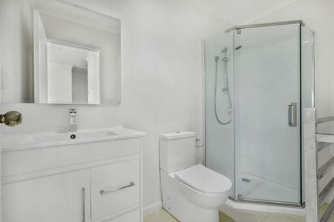 Photo of property in 41c Senator Drive, Manurewa, Auckland, 2105