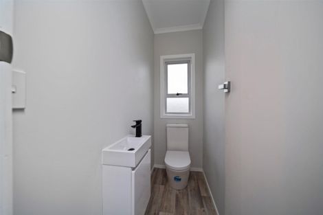 Photo of property in 135 Turuturu Road, Hawera, 4674