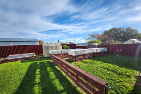 Photo of property in 74 Awamoa Road, Holmes Hill, Oamaru, 9401
