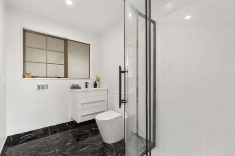 Photo of property in 15 Cargill Street, Karori, Wellington, 6012