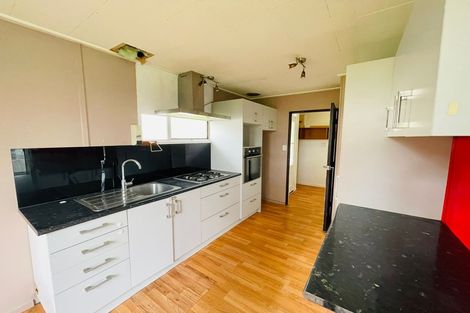 Photo of property in 347 Roscommon Road, Clendon Park, Auckland, 2103
