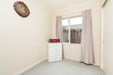 Photo of property in 19 Branigan Parade, Kelvin Grove, Palmerston North, 4414