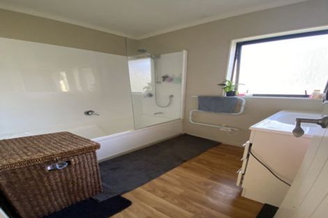 Photo of property in 65 Sunline Avenue, Massey, Auckland, 0614