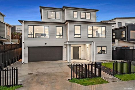 Photo of property in 13 Vazey Way, Hobsonville, Auckland, 0618