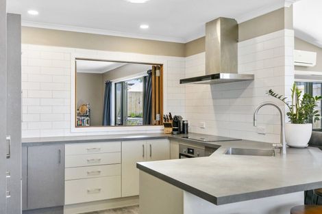 Photo of property in 208 Acacia Bay Road, Nukuhau, Taupo, 3330