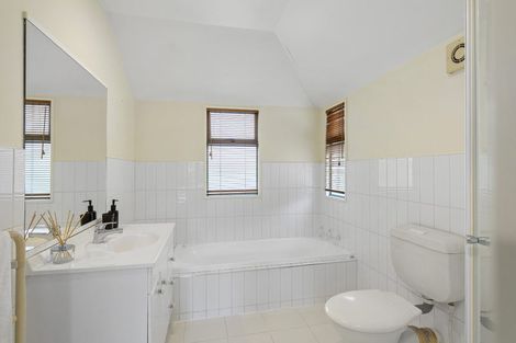 Photo of property in 2/28 Derby Street, St Albans, Christchurch, 8014