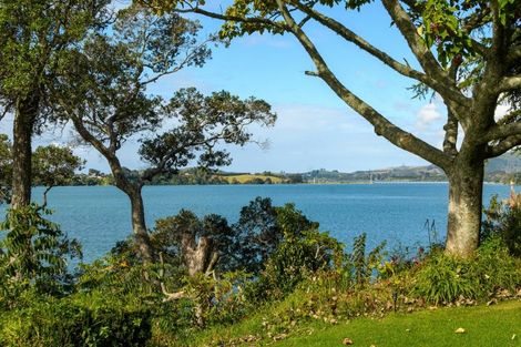Photo of property in 1 Eleventh Avenue, Tauranga, 3110