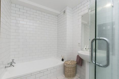 Photo of property in 12u5 Little George Street, Thorndon, Wellington, 6011