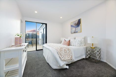 Photo of property in 18 Hercules Drive, Henderson, Auckland, 0612