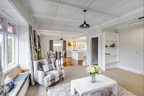 Photo of property in 1213 Caroline Road, Mayfair, Hastings, 4122