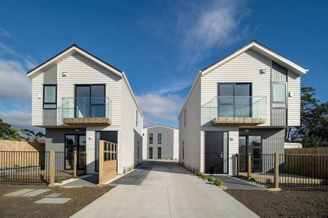 Photo of property in 5/4 Bittern Place, Henderson, Auckland, 0610