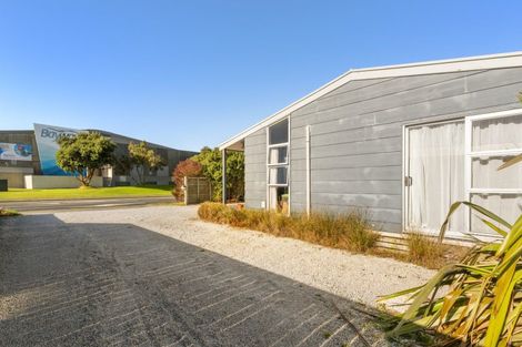 Photo of property in 4 Gloucester Road, Mount Maunganui, 3116