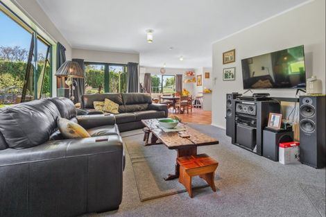 Photo of property in 9 Tui Glen Drive, Levin, 5571