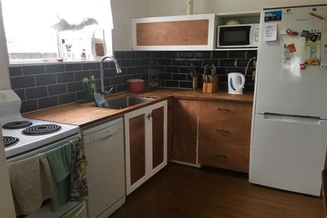 Photo of property in 43 Michael Road, Paraparaumu Beach, Paraparaumu, 5032