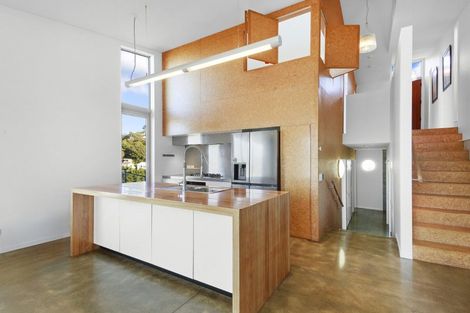 Photo of property in 13 Bella Vista, Melrose, Wellington, 6023
