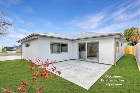 Photo of property in 27 Howard Road, Taradale, Napier, 4112