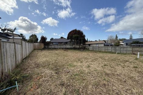 Photo of property in 8 Ambrosia Avenue, Henderson, 0612