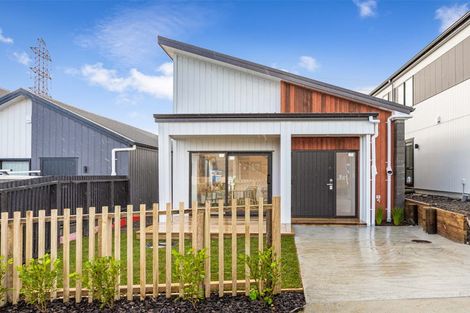 Photo of property in 58 Horokaka Street, Massey, Auckland, 0614