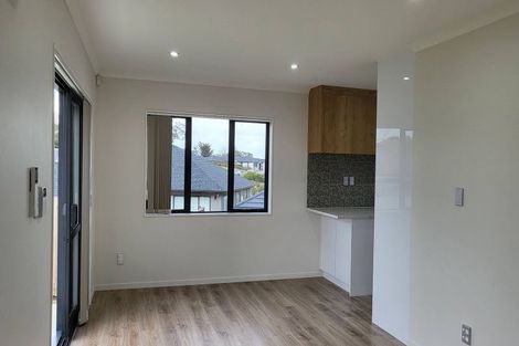 Photo of property in 37 Nola Dawn Avenue, Papakura, 2110
