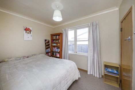 Photo of property in 5 Sheffield Street, Awapuni, Palmerston North, 4412