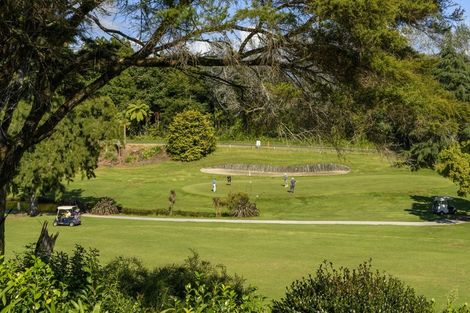 Photo of property in 10 Links View Drive, Omokoroa, 3114