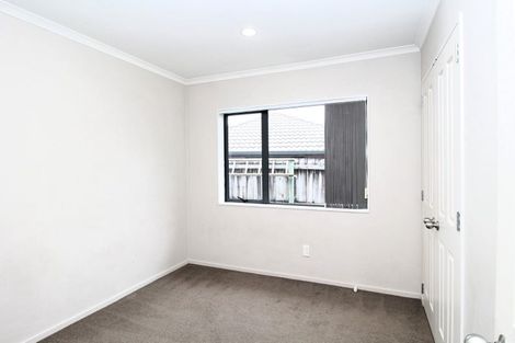 Photo of property in 6 Goh Place, Manurewa, Auckland, 2105