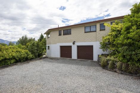 Photo of property in 47 Hunter Crescent, Wanaka, 9305