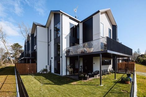 Photo of property in 31 Lakewood Lane, Cambridge, 3434