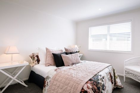 Photo of property in 23 Ocean View Rise, Ruakaka, 0116