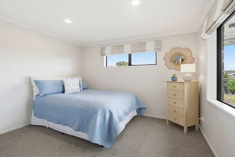 Photo of property in 21 Macdonald Heights, Feilding, 4702