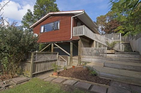 Photo of property in 4 James Scott Place, Te Atatu South, Auckland, 0602