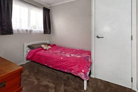 Photo of property in 181 Waimumu Road, Massey, Auckland, 0614
