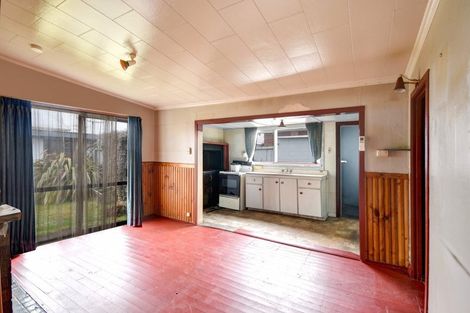 Photo of property in 76 Wesley Street, South Dunedin, Dunedin, 9012