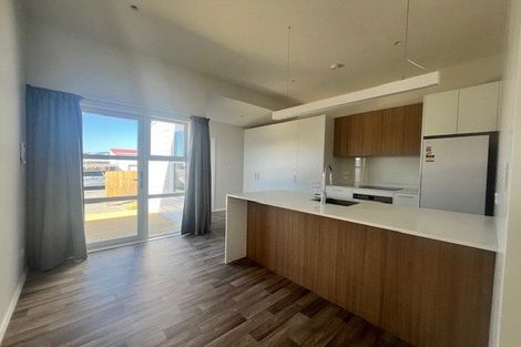 Photo of property in 21 Queens Drive, Kilbirnie, Wellington, 6022