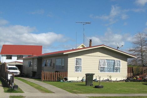 Photo of property in 41 Farnworth Crescent, Whakatane, 3120