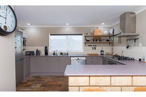 Photo of property in 31e Kaiwaka Road, Waiuku, 2123