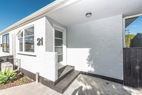 Photo of property in 1 Kupe Place, Castlecliff, Whanganui, 4501