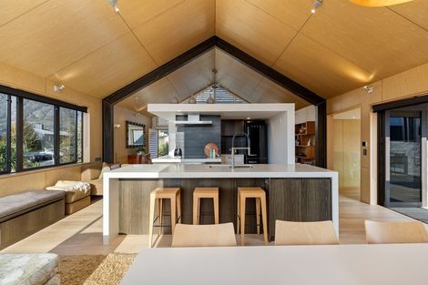 Photo of property in 39 Mcadam Drive, Jacks Point, Queenstown, 9371