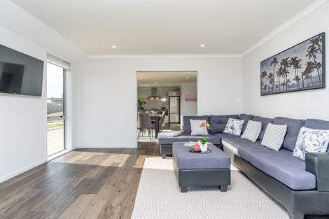 Photo of property in 26 Northcoast Place, Mangawhai Heads, Mangawhai, 0505