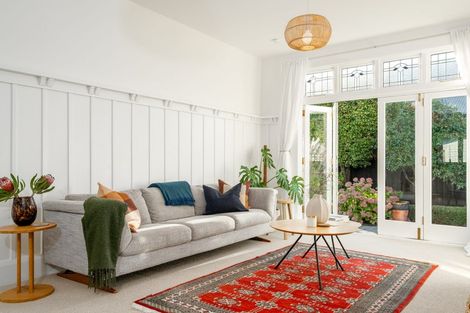 Photo of property in 1/6 Saint Martins Road, Saint Martins, Christchurch, 8022