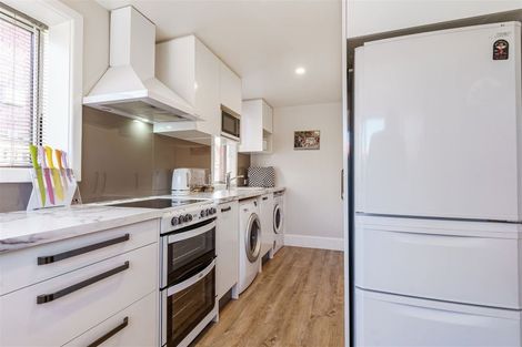 Photo of property in 24 Wyndham Street, Papanui, Christchurch, 8053