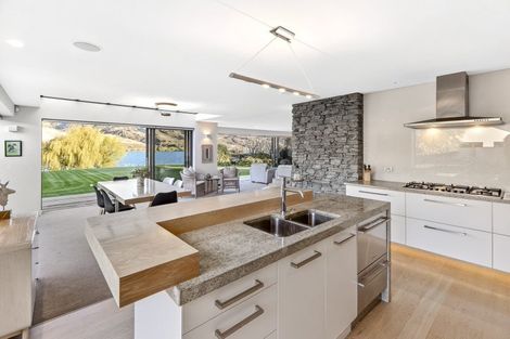Photo of property in 12 De Bettencor Place, Mount Pisa, Cromwell, 9383