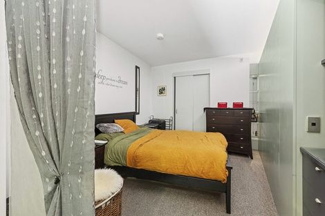Photo of property in Gerondis Bldg Apartments, 102/60 Willis Street, Wellington Central, Wellington, 6011
