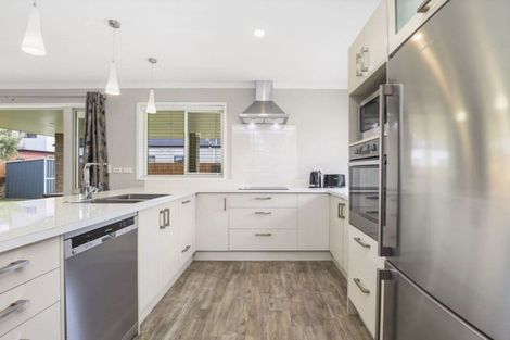 Photo of property in 18 Chalgrove Road, Huntington, Hamilton, 3210