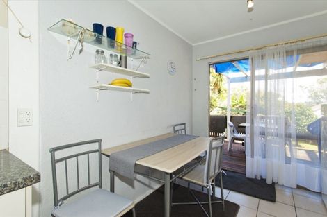 Photo of property in 306 Don Buck Road, Massey, Auckland, 0614